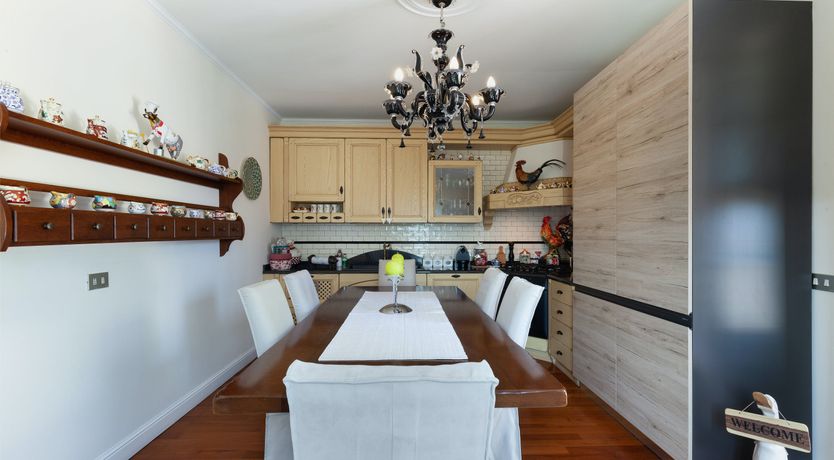 Photo of Honeycomb & Thyme