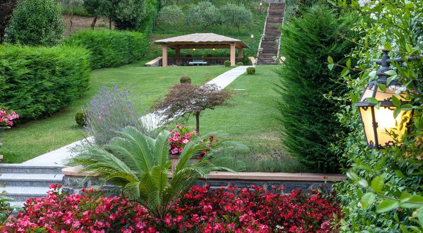 Photo of Honeycomb & Thyme