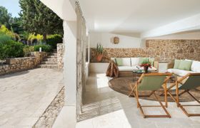 Photo of sicilian-white