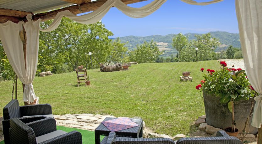 Photo of Flowers & Pastels