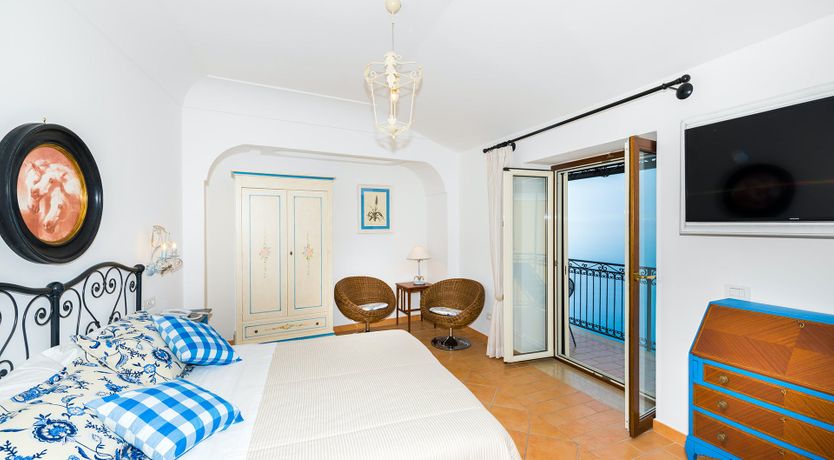 Photo of Emerald Gift