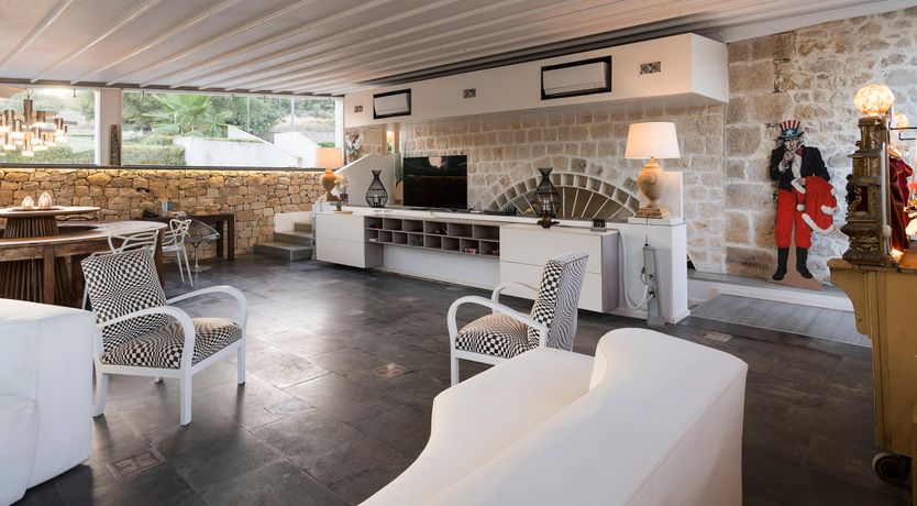 Photo of Lemon & Essence