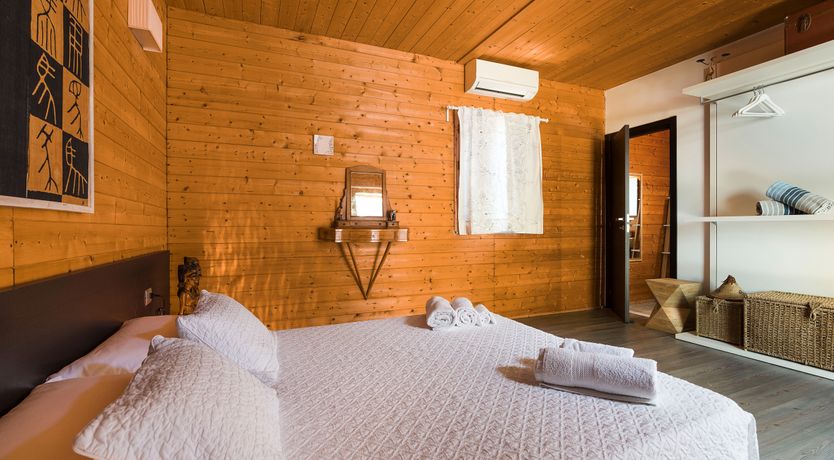 Photo of Lemon & Essence