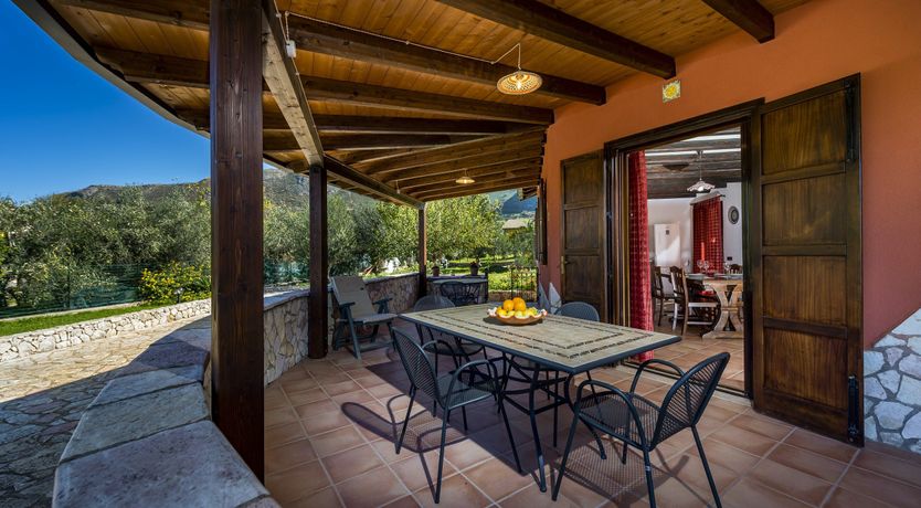 Photo of Lemon & Olive