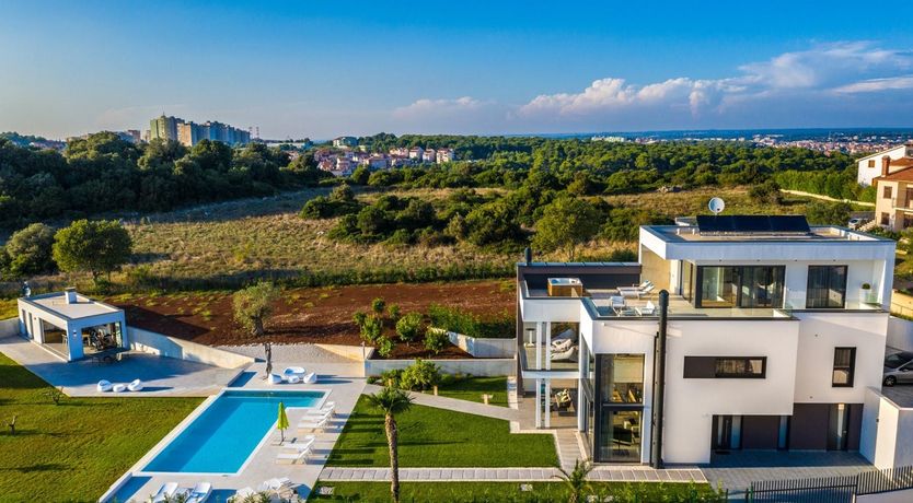 Photo of The Outskirts of Pula