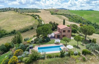 Beyond the Vines Holiday Home