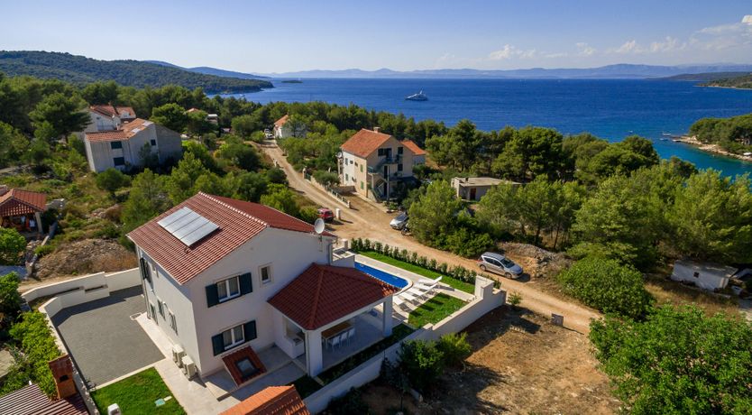 Photo of Sunburst & Gold