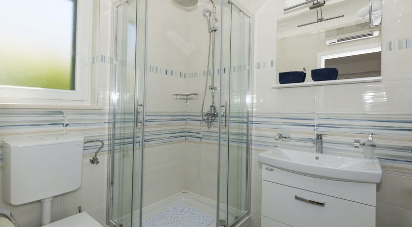 Photo of Sunburst & Gold