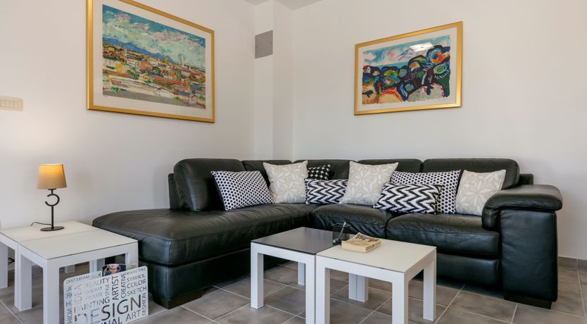 Photo of Sunburst & Gold