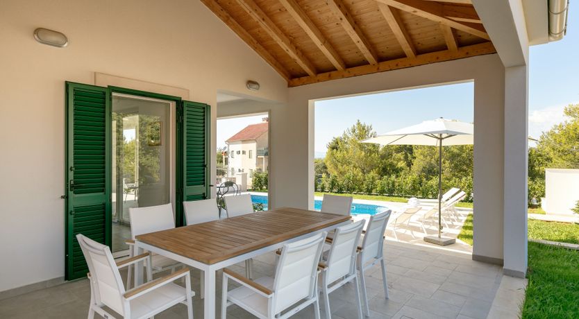 Photo of Sunburst & Gold