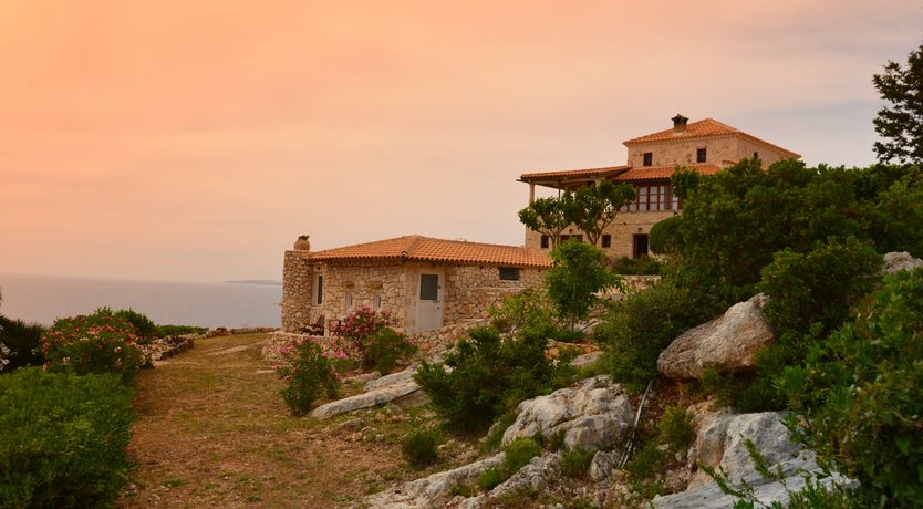 Photo of Panoplos & Pearl