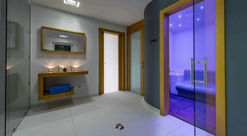 Photo of Adriatic Gem