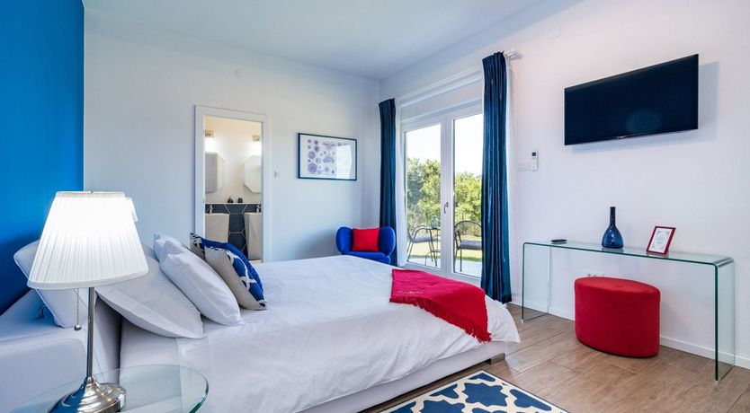 Photo of The Golden Slice