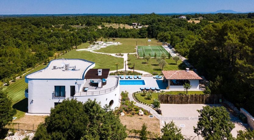 Photo of The Golden Slice