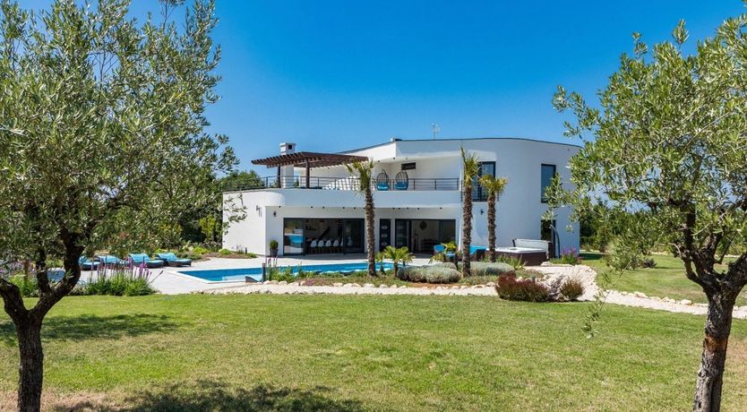 Photo of The Golden Slice