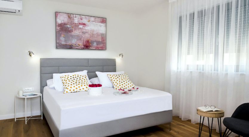 Photo of Borak Bliss