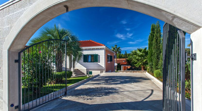 Photo of Selca Springs