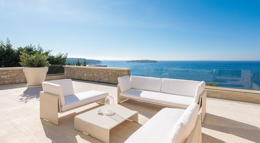 Photo of Circle of Light