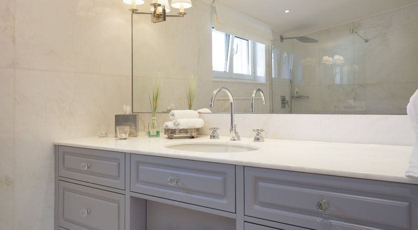 Photo of Circle of Light