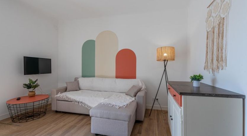 Photo of Pine's Mansion