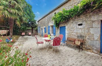 Les Vidalières Holiday Home