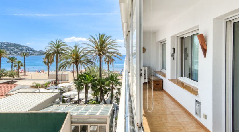 Photo of Roses Holiday Center Apartment 25