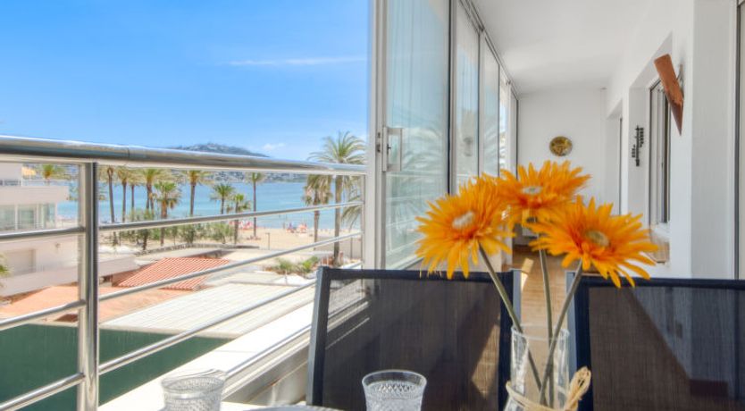 Photo of Roses Holiday Center Apartment 25