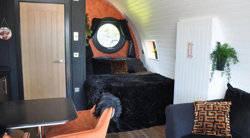 Photo of 1 Bed in Avonwick