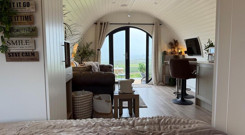 Photo of 1 Bed in South Brent