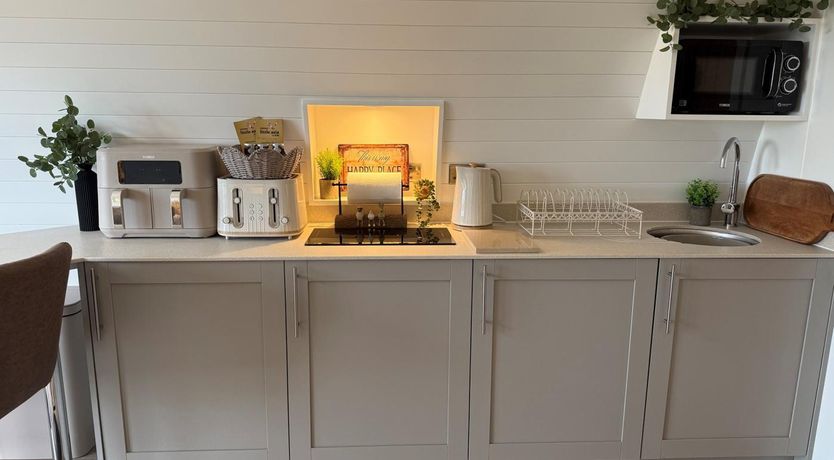 Photo of 1 Bed in South Brent