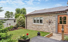 Photo of 1 Bed in Shepton Mallet