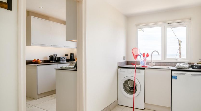 Photo of 2 Bed in Kewstoke