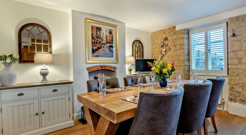 Photo of 3 Bed in Bourton-on-the-Water