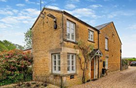 Photo of cottage-in-gloucestershire