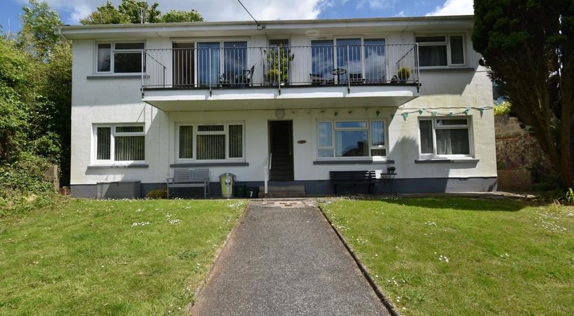 Photo of 2 Bed in Tenby