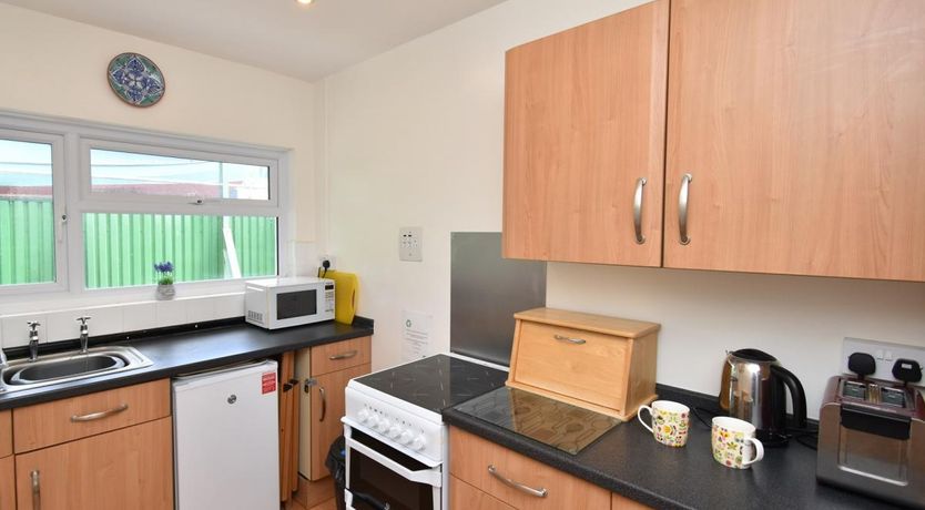 Photo of 2 Bed in Tenby