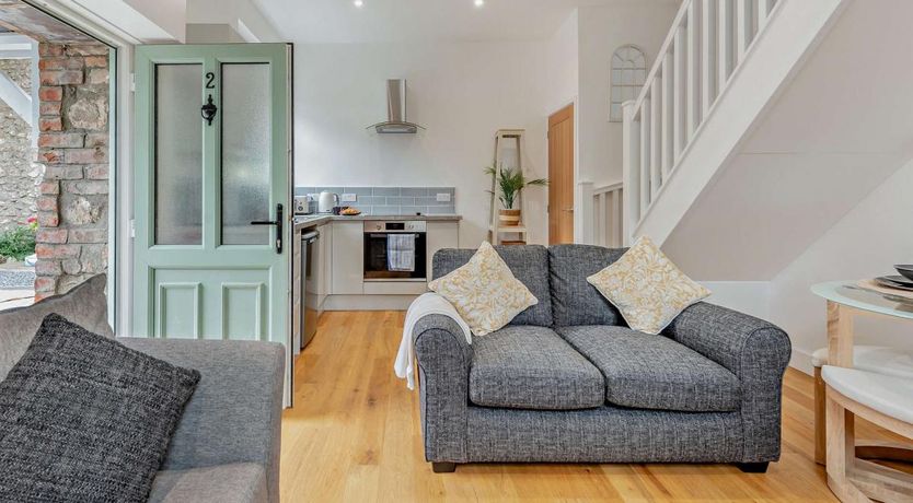 Photo of 1 Bed in Tenby