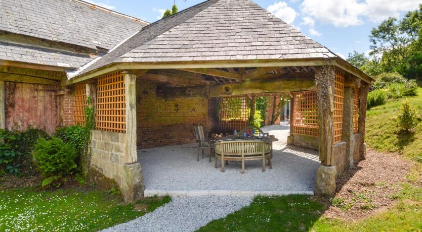 Photo of 2 Bed in Hittisleigh