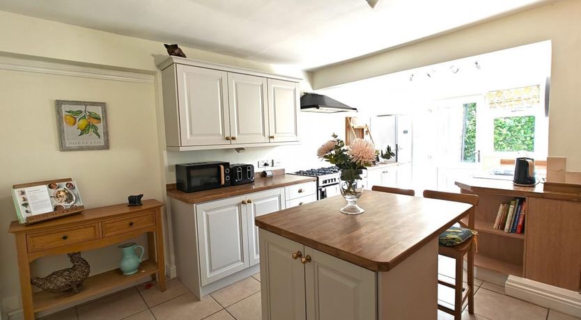 Photo of 3 Bed in Great Longstone