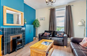 Cottage in Glasgow and Clyde Valley Holiday Home