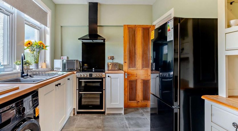 Photo of 2 Bed in Carluke