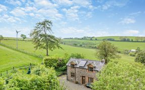 Photo of 2 Bed in Craven Arms