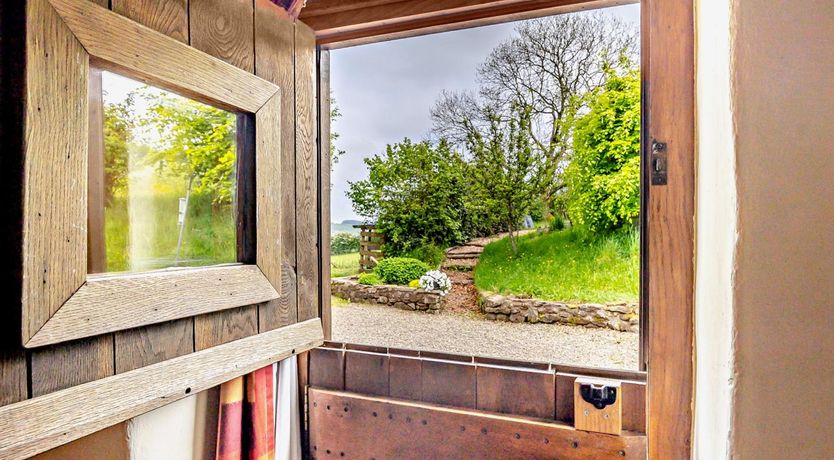 Photo of 2 Bed in Craven Arms