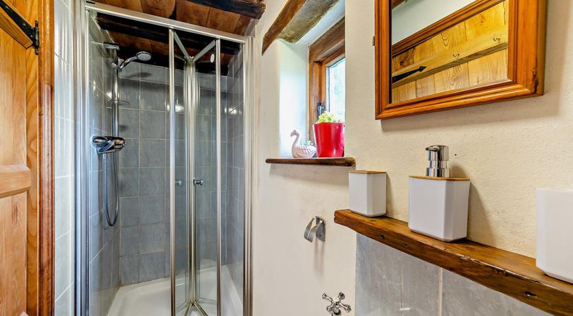 Photo of 2 Bed in Craven Arms