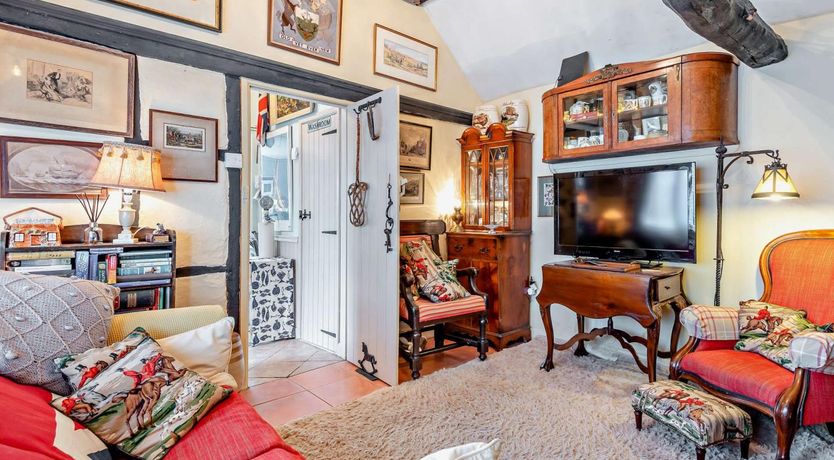 Photo of 1 Bed in Lymington
