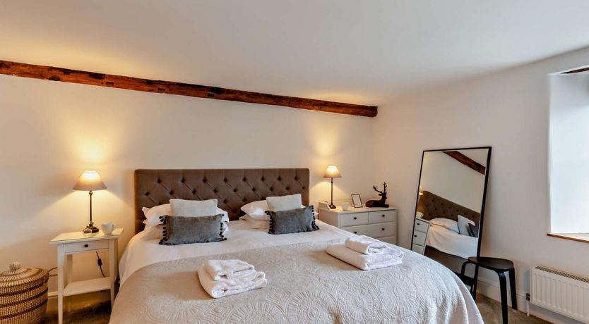 Photo of 3 Bed in Grange-over-sands