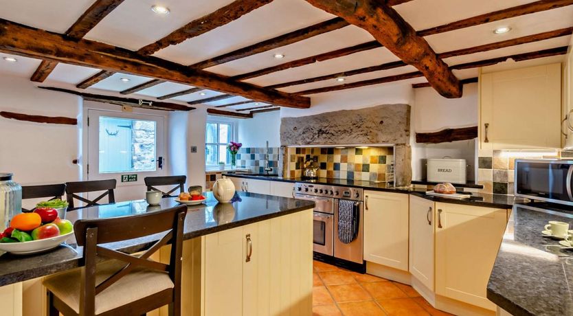 Photo of 3 Bed in Grange-over-sands
