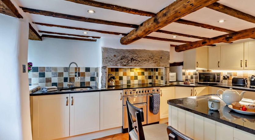 Photo of 3 Bed in Grange-over-sands