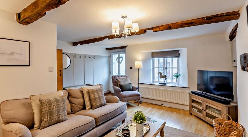 Photo of 3 Bed in Grange-over-sands