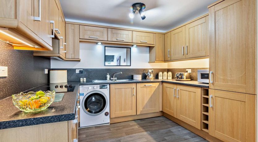 Photo of 2 Bed in Holmbridge